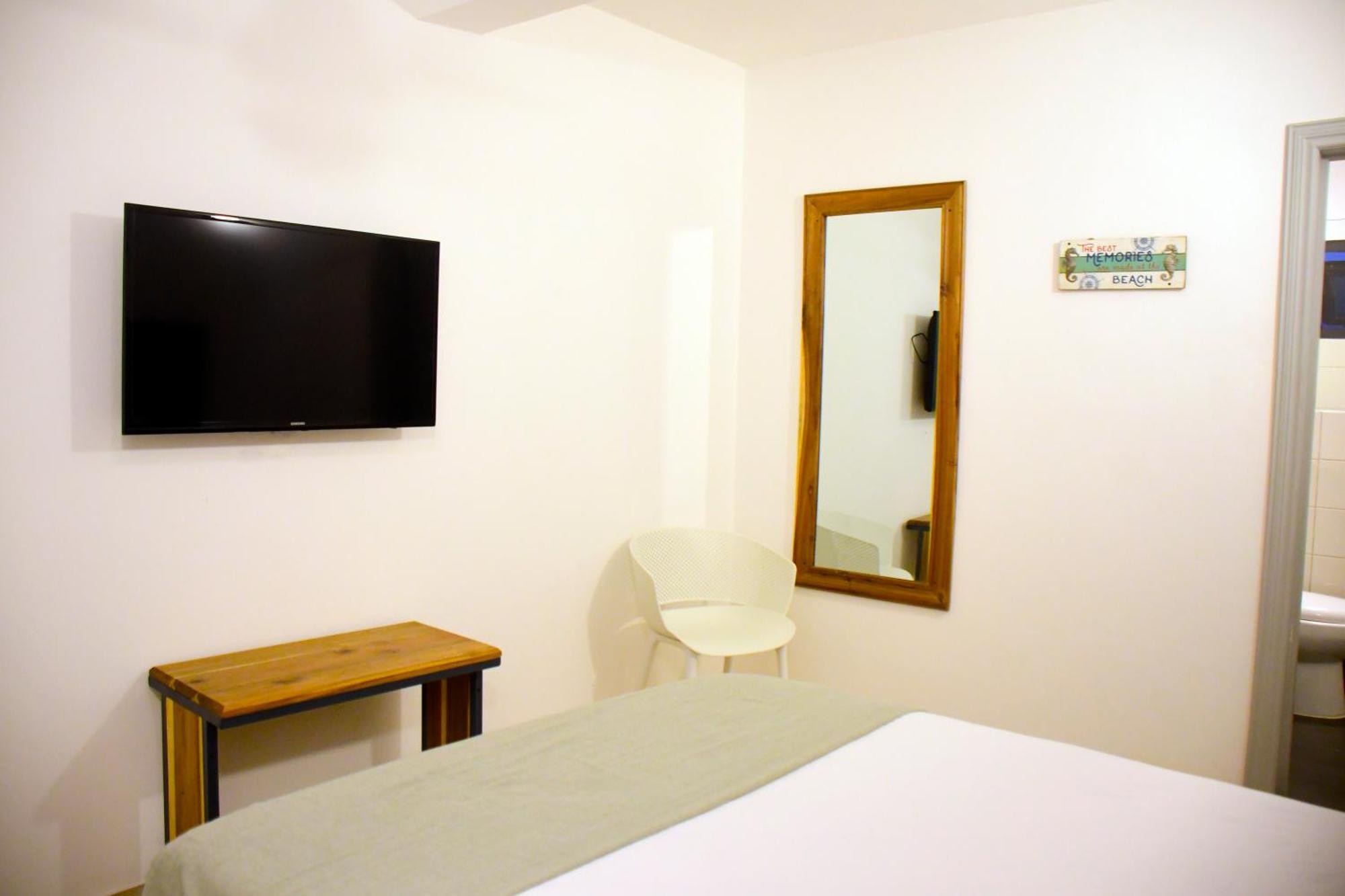 Hostal Marina Samana Екстер'єр фото