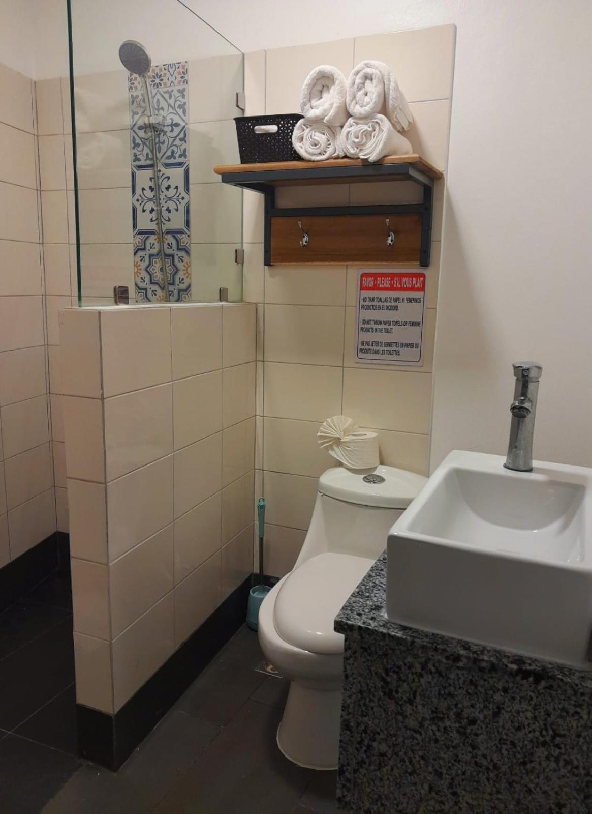 Hostal Marina Samana Екстер'єр фото