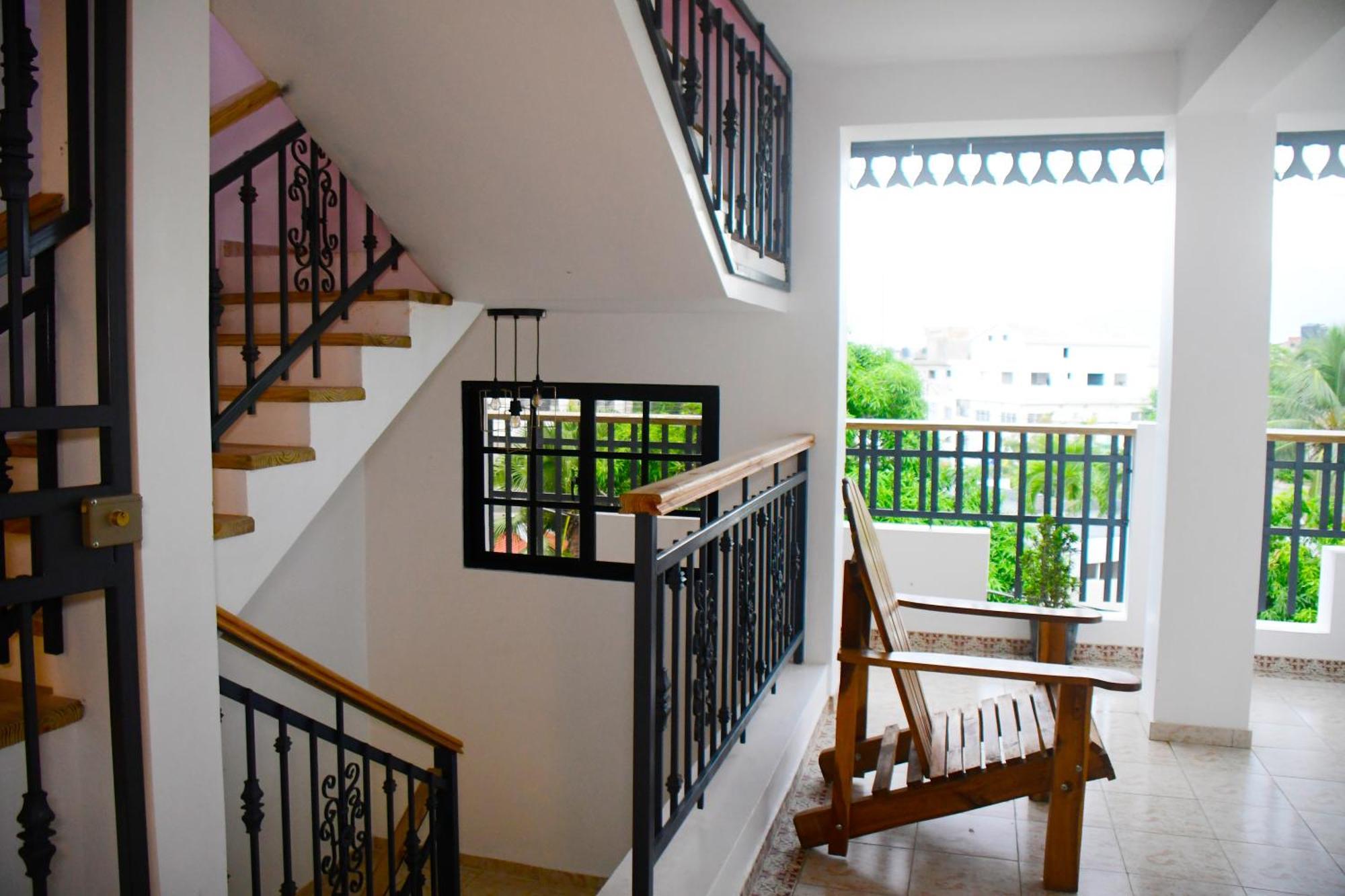 Hostal Marina Samana Екстер'єр фото